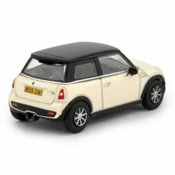 Oxford Diecast 1:76 Pepper White New Mini