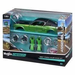 Maisto Diecast 1:24 Kit Design 1967 Ford Mustang GT Assorted