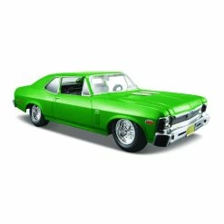 Maisto Diecast 1:24 Special Edition 1970 Chevrolet Nova SS Coupe Assorted